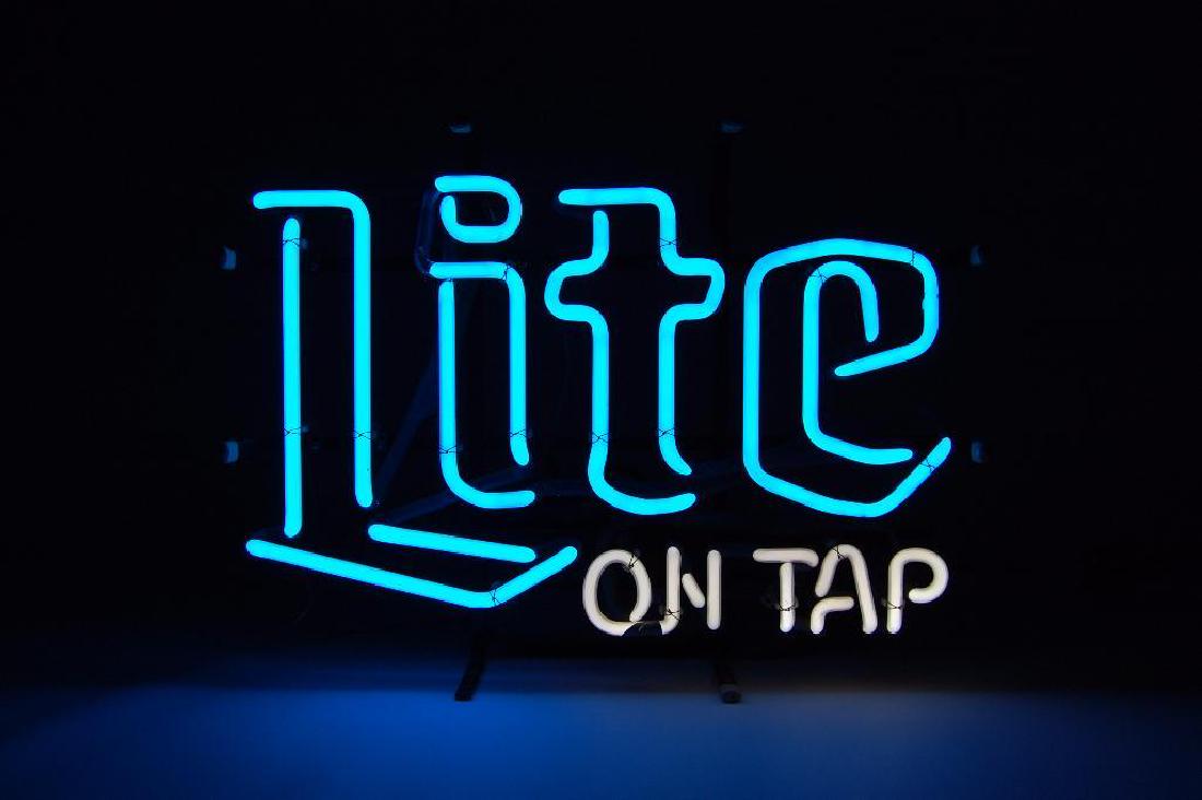 Vintage Lite "On Tap" Advertising Neon Beer Sign: Working Condition, 17"x13"