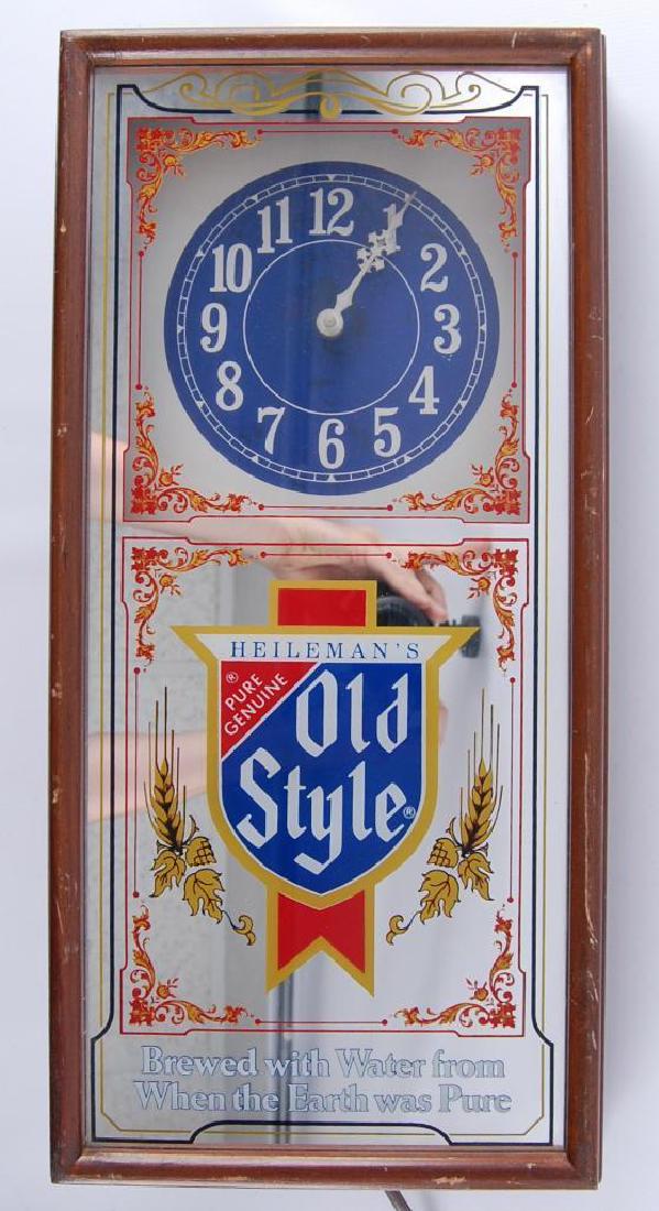Vintage Heileman's Old Style Light Up Advertising Beer: 10 x 21 inches, Working Condition