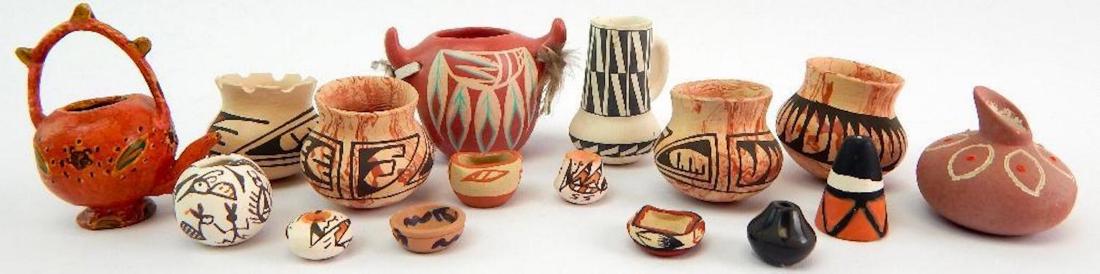 Lot of 16 :  Southwestern Pottery Miniatures - Some (1 of 20)