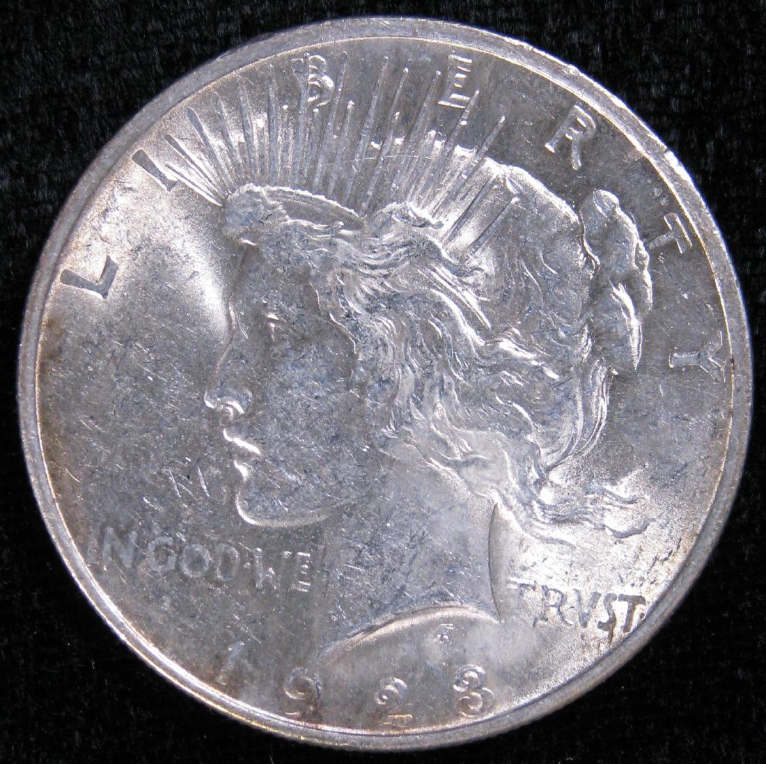 1923-P Peace Dollar (1 of 2)
