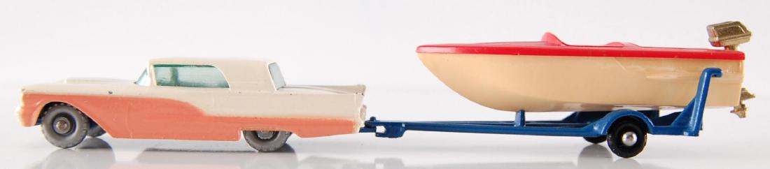 Matchbox No. 75 Ford Thunderbird and No. 48 Spots Boat (1 of 6)