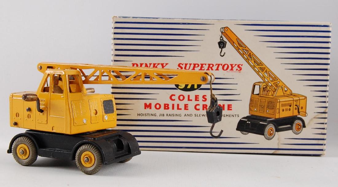 Dinky Supertoys No. 971 Coles Mobile Crane with (1 of 6)