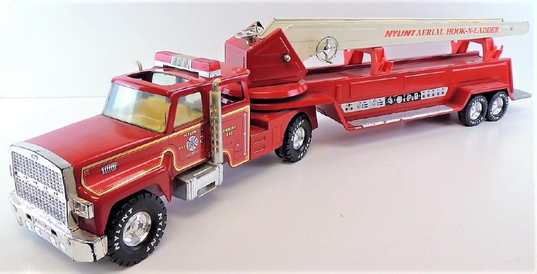 nylint aerial hook and ladder