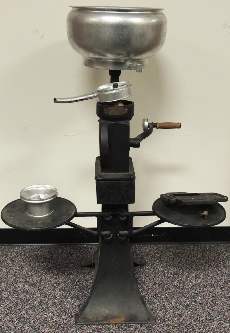 Antique De Laval Junior Cast Iron Cream Separator