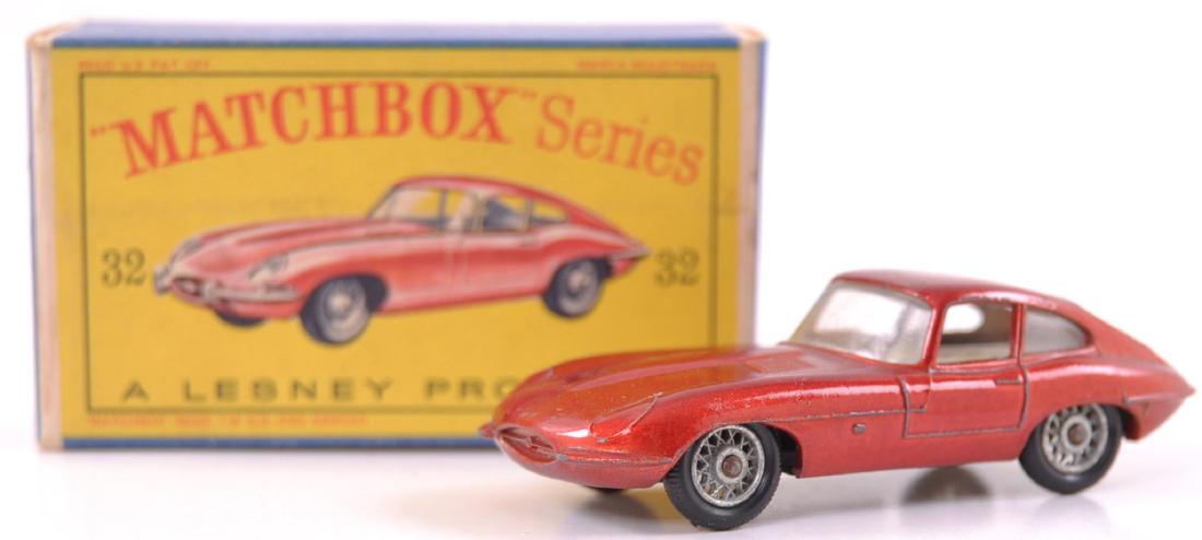 Matchbox No. 32 Jaguar 'E' Type Die-Cast Car with (1 of 10)