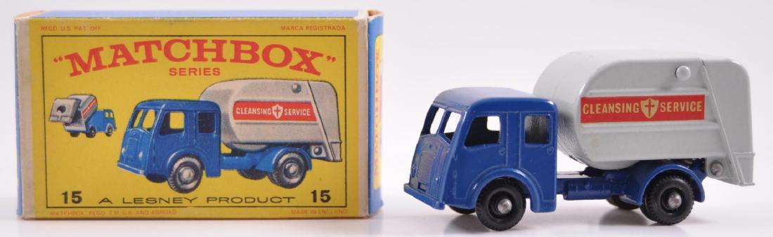 Matchbox No. 15 Dennis Refuse Truck Die-Cast Vehicle (1 of 9)