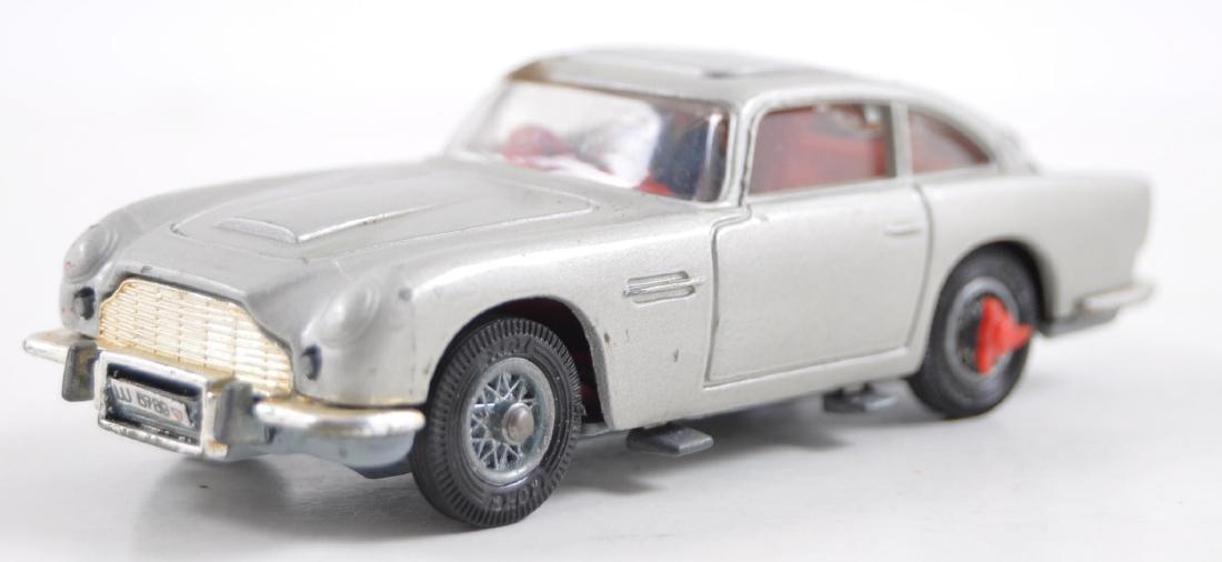 Corgi Toys 007 James Bond Die-Cast Aston Martin DB5 (1 of 10)