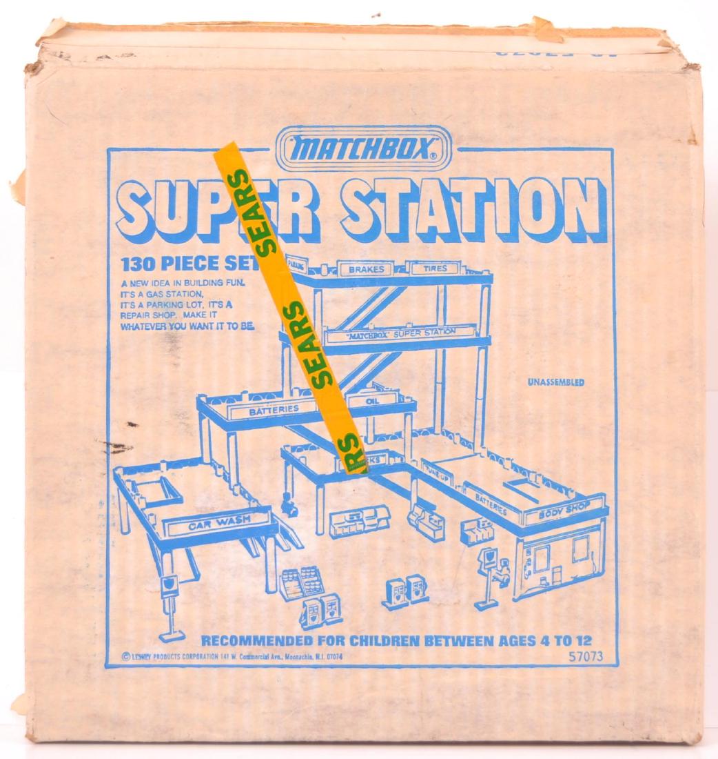 Matchbox Super Station 130 Piece Playset in Original (1 of 2)