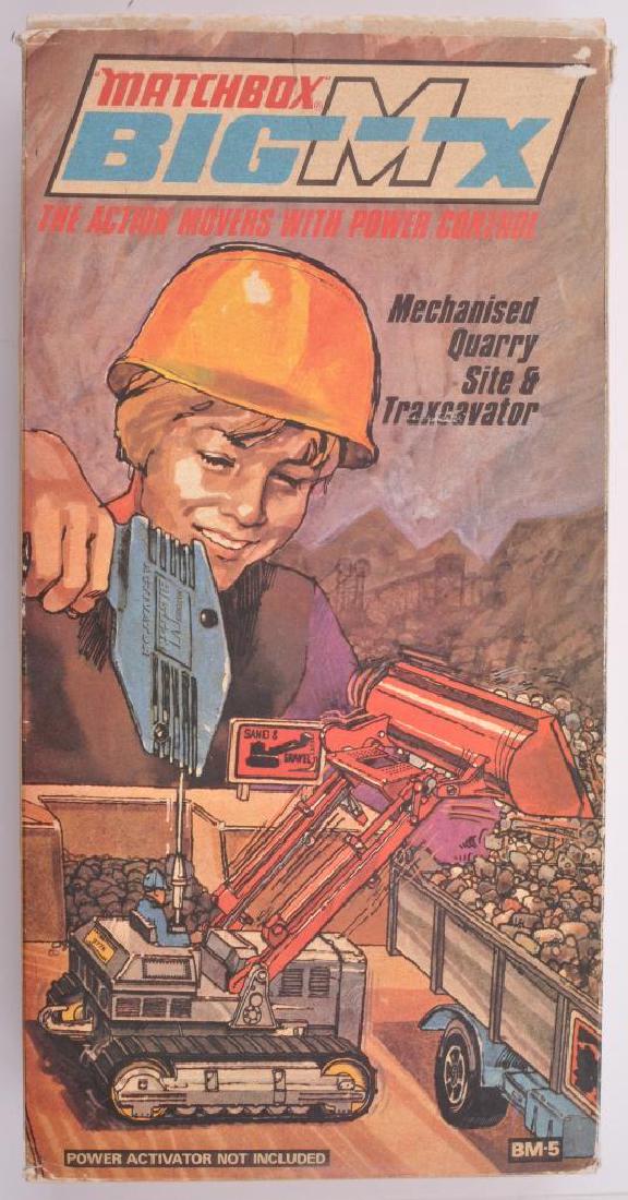 Matchbox Big MX Mechanised Quarry Site & Traxcavator in (1 of 2)