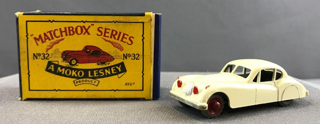 Matchbox No. 32 Jaguar XK140 die cast Vehicle with: No windows, black base, Metal Wheels, A Moko Lesney Product, B2 BoxÊ
