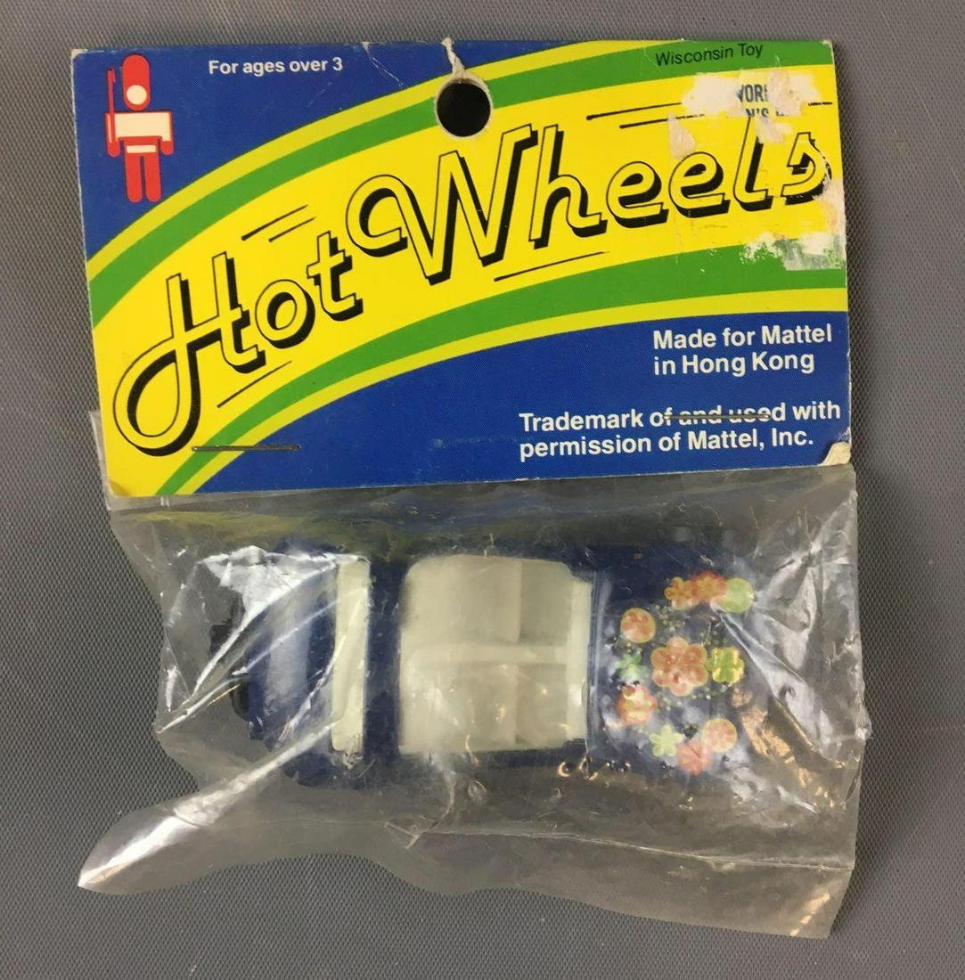 Hot Wheels Dune Daddy Die-Cast Vehicle In Original (1 of 3)