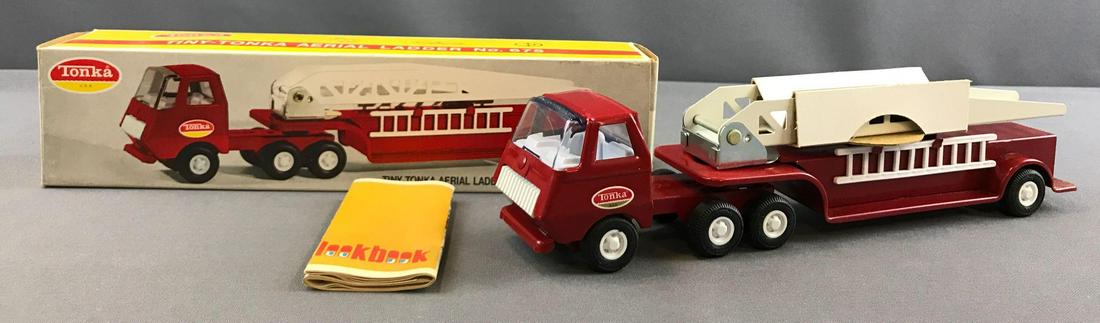 Tonka Tiny-Tonka Aerial Ladder no 675 truck in original (1 of 10)