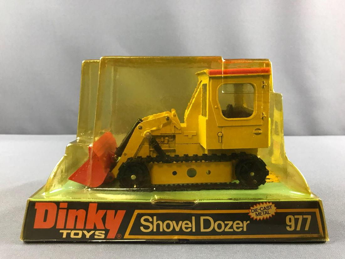 Dinky Toys Shovel Dozer die cast vehicle in original: No 977, by Meccano Ltd