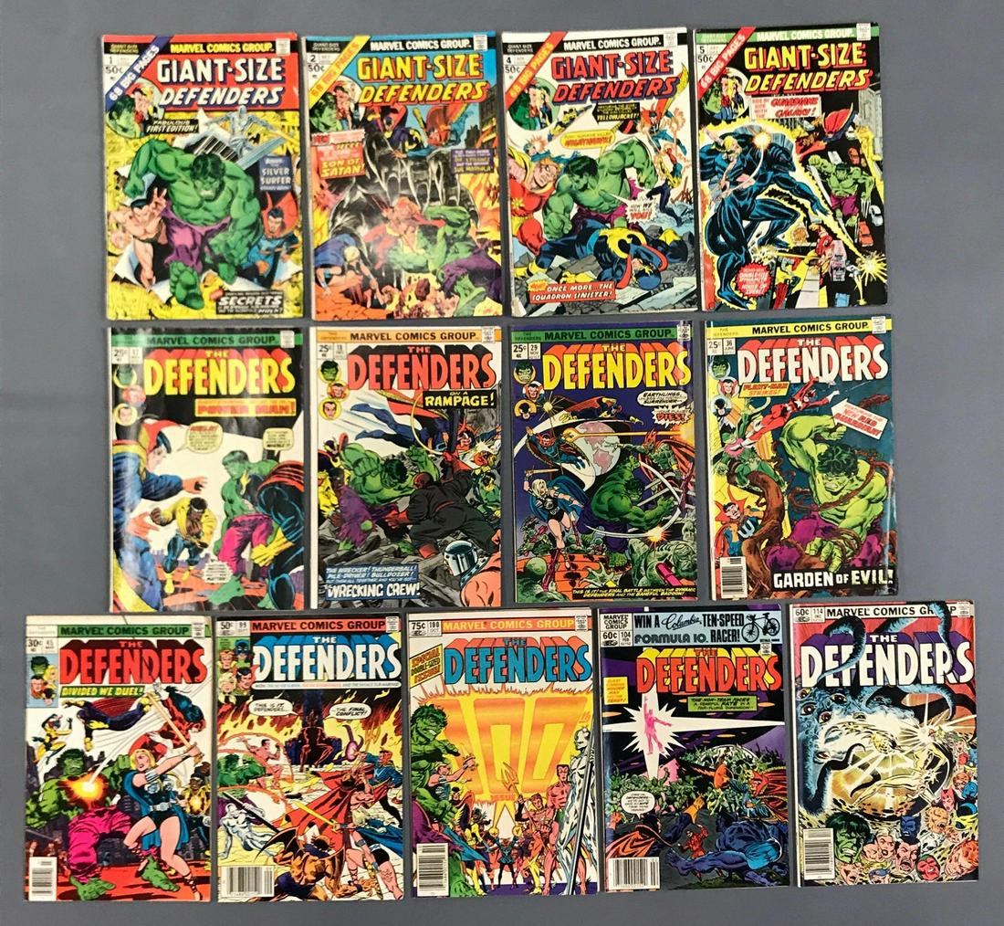 Group of 13 marvel comics the defenders comic books (1 of 5)