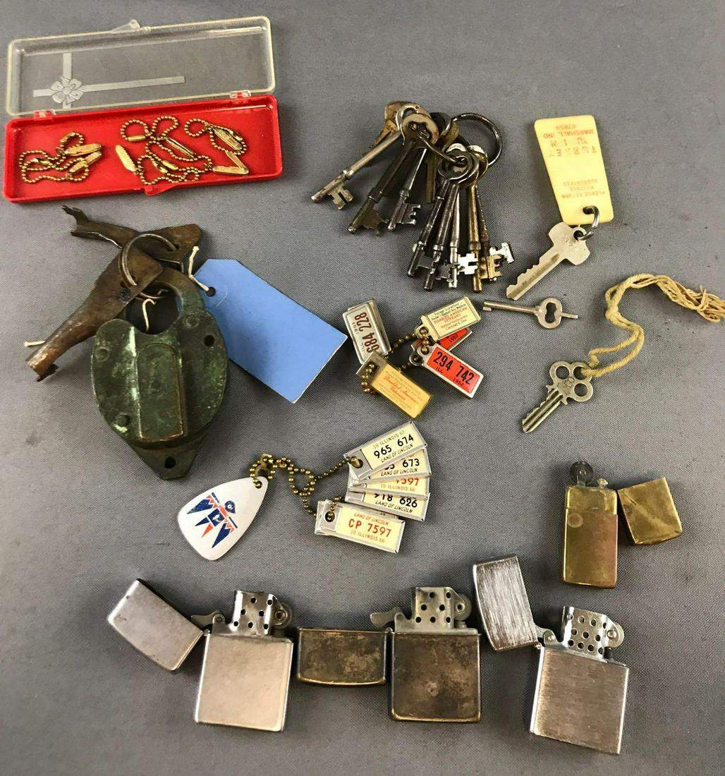 Mixed lot of vintage lighters, keys and more: 8 skeleton keys, 4 lighters, C&R Railroad lock and more