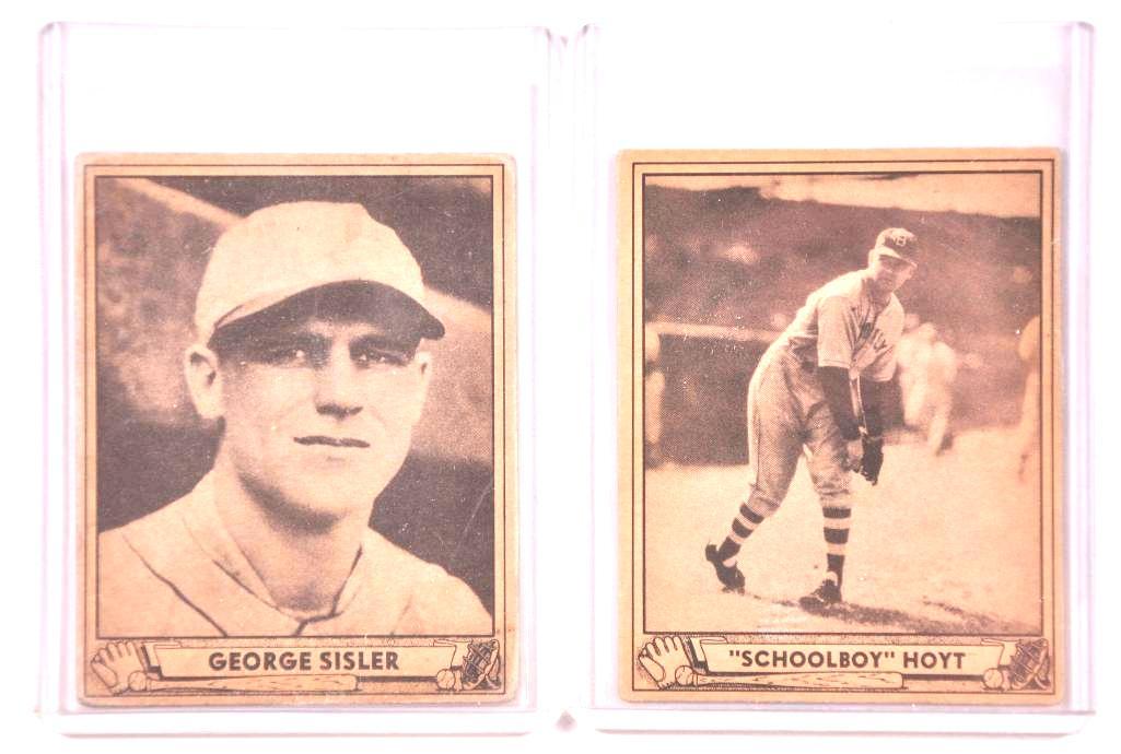 Group of 2 1940 Play Ball Hall of Famer Baseball Cards (1 of 2)