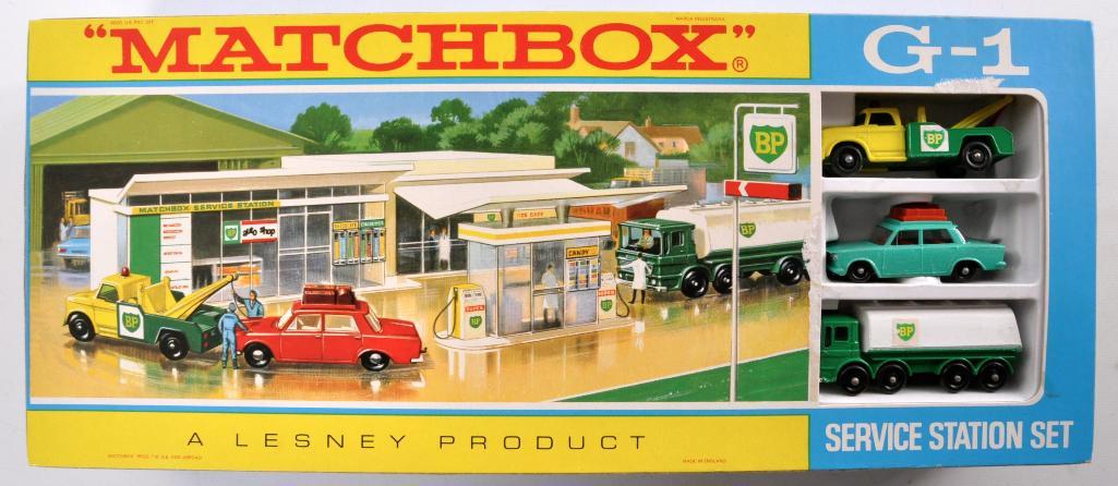 Matchbox G-1 BP Service Station Set with Original Box: A Lesney Product Made in England, Vehicles are in Like New Condition, Missing Cellophane.