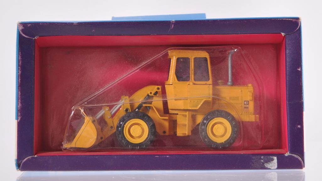Gescha Midi Modell Type 288 Die-Cast Construction: Caterpillar 920, Like New with Original Box
