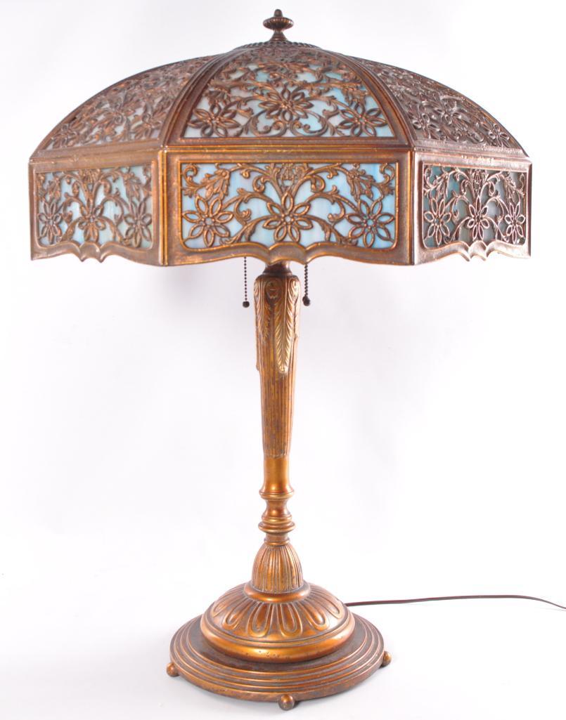 Antique Stained Glass Table Lamp with Ornate Floral Nov 16, 2019