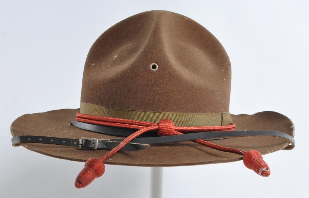 WW2 US Cavalry Field Hat with Knots: Size 7 1/4, 12 1/2 x 14 x 6 inches