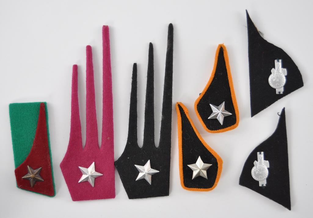 Group of WW2 Italian Army Collar Flashes: Includes 1 Pair of Artillery, Pair of GL, 1 "Nizza" Cavalry, 1 Alpine Medical, and 1 "Savoia" Cavalry. Largest 1 3/4 x 6 inches