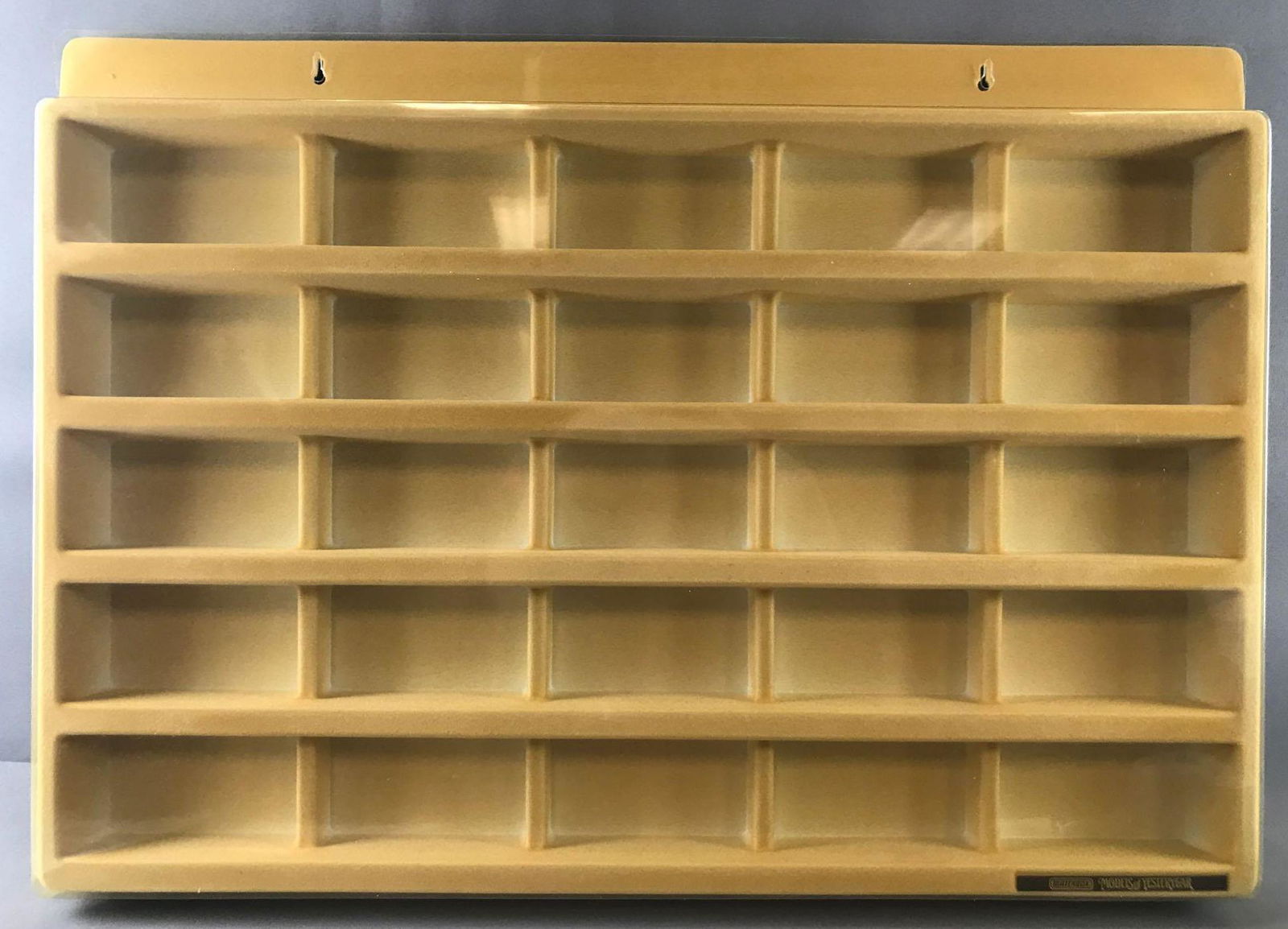 Matchbox Models of Yesteryear Display Case (1 of 4)