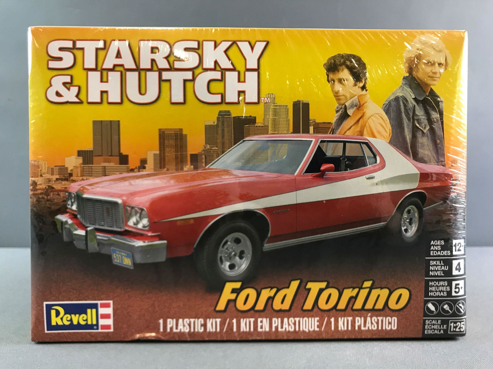 Starsky and Hutch Ford Torino Model Kit sealed in (1 of 4)