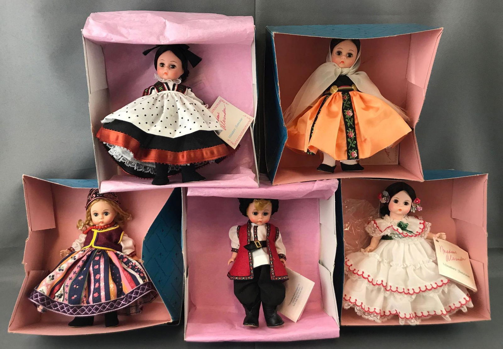Group of 5 Madame Alexander dolls (1 of 5)