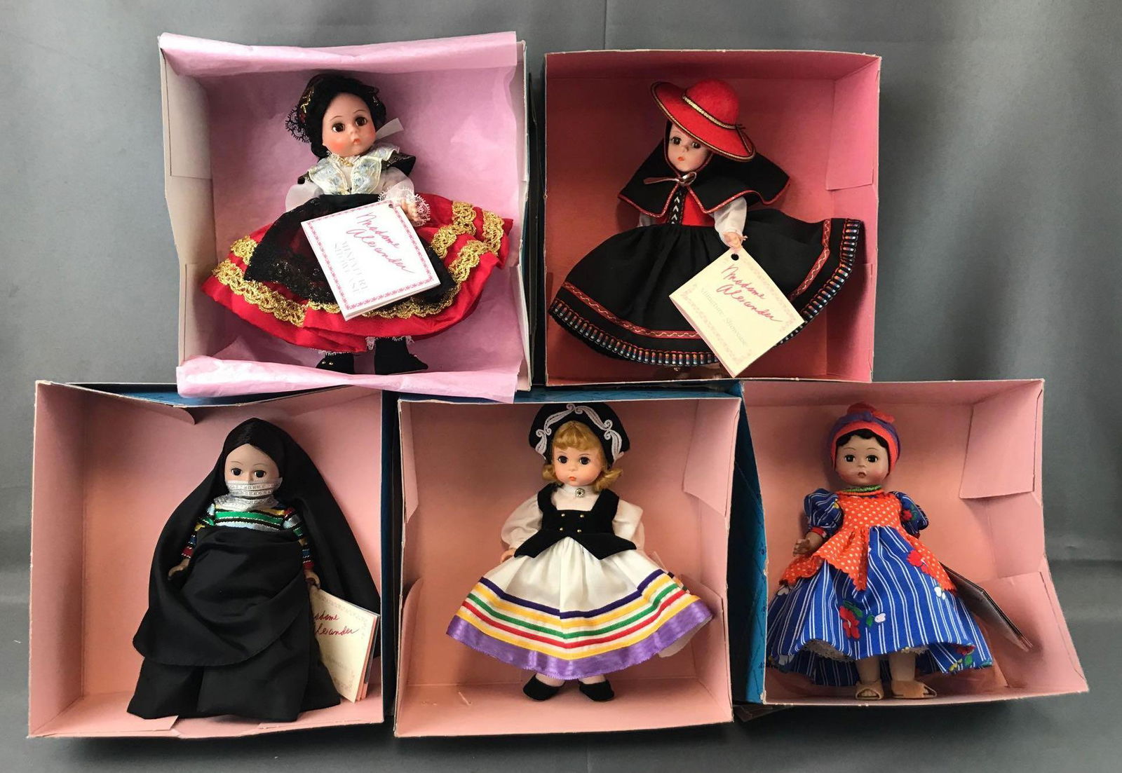 Group of 5 Madame Alexander dolls (1 of 5)