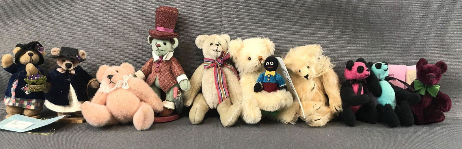 Group of 10 handmade miniature artist bears (1 of 20)