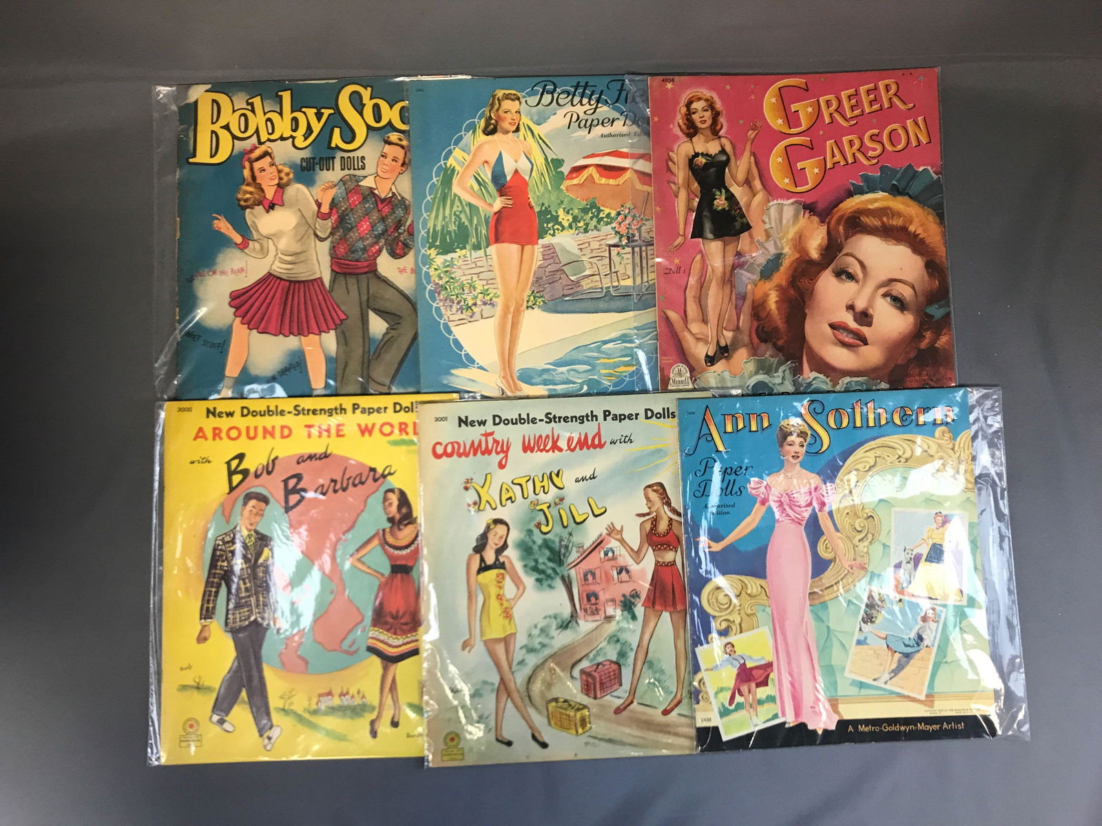 Group of 6 Vintage Paper Doll Sets (1 of 15)