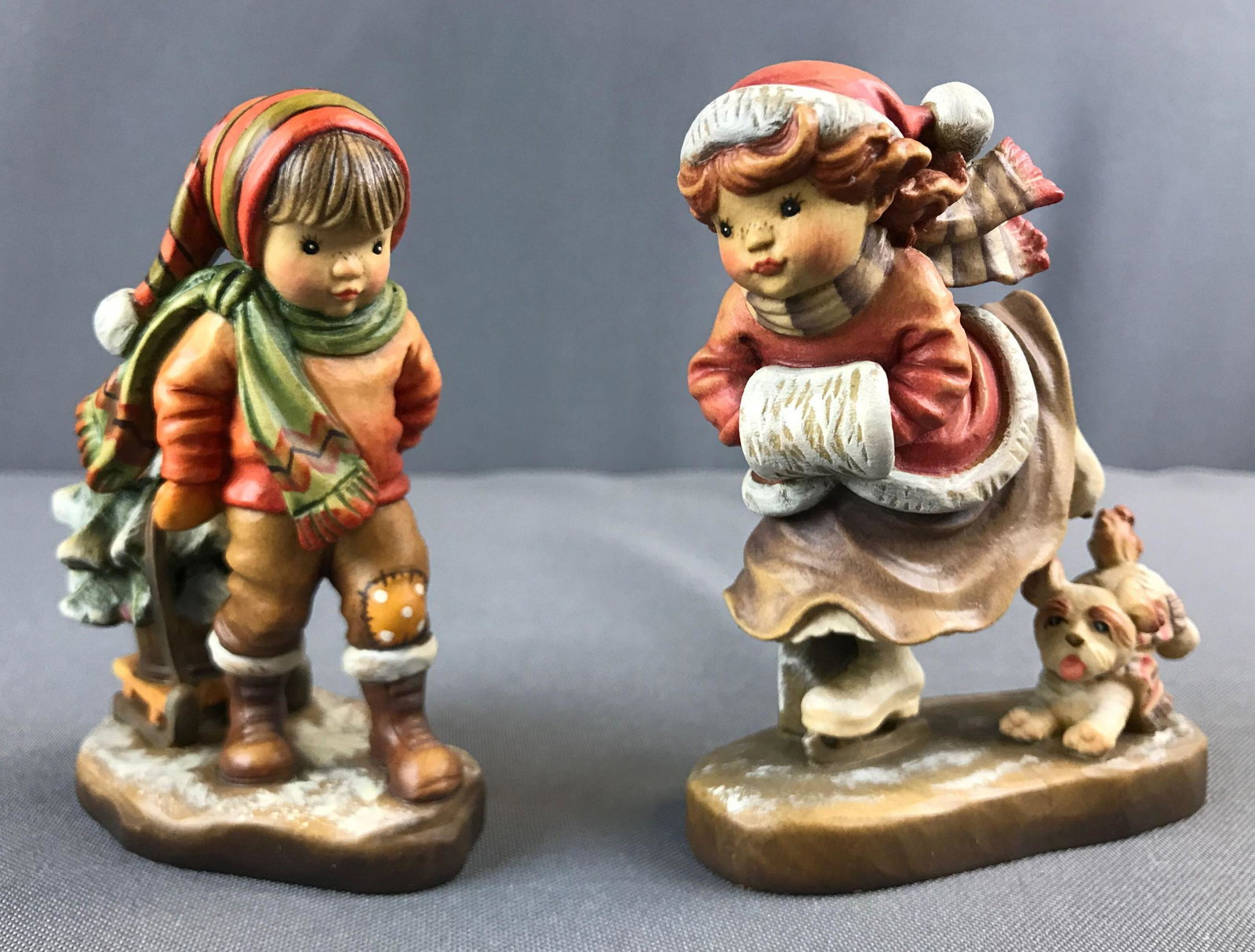 Group of 2 ANRI wood figurines seasons joy and figure 8 (1 of 8)