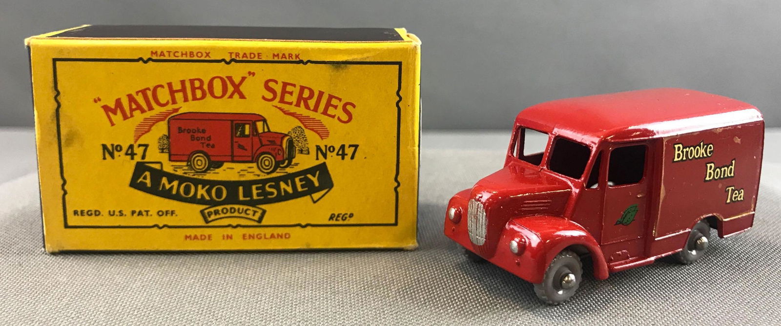 Matchbox No. 47 1 Ton Trojan Van Die Cast Van with (1 of 8)