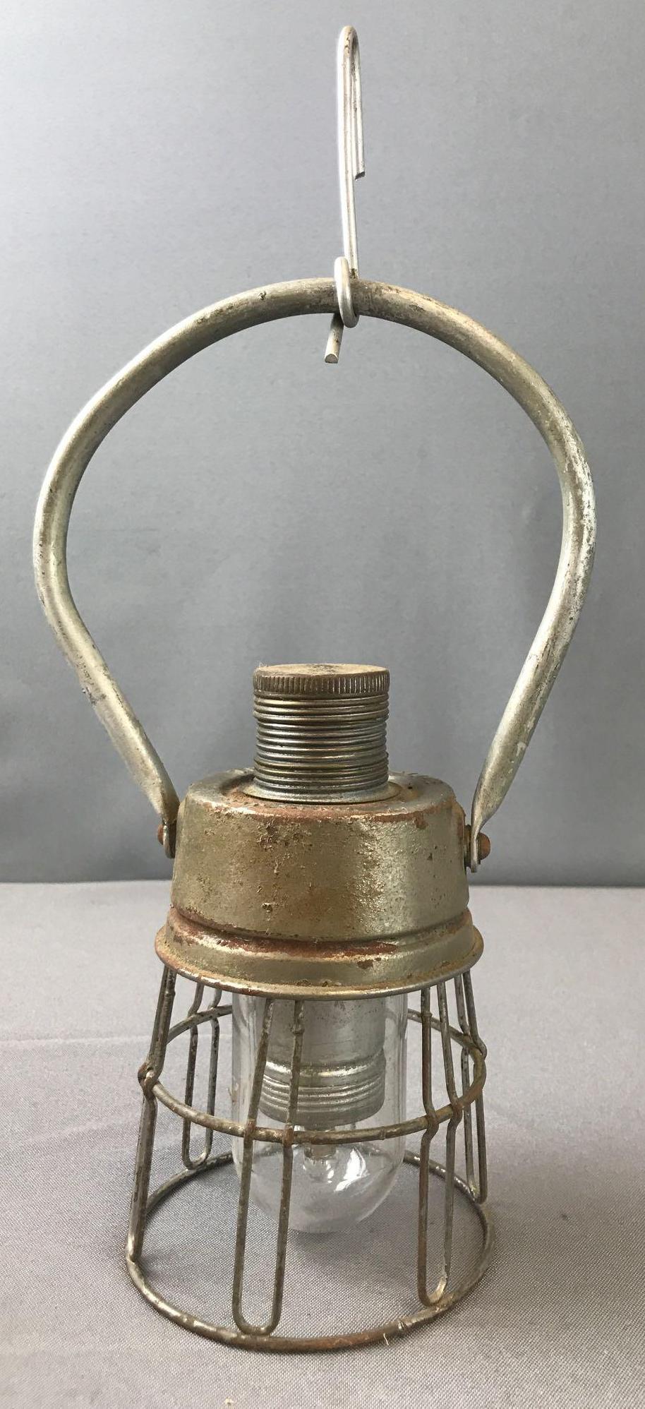 Rice El-Light Railroad Lantern (1 of 4)