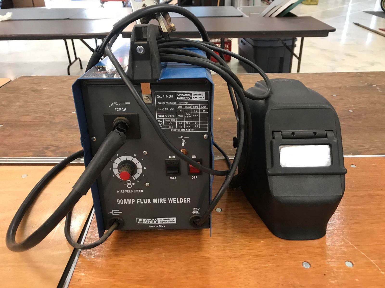 Chicago Electric 90Amp flux wire welder and KT (1 of 3)