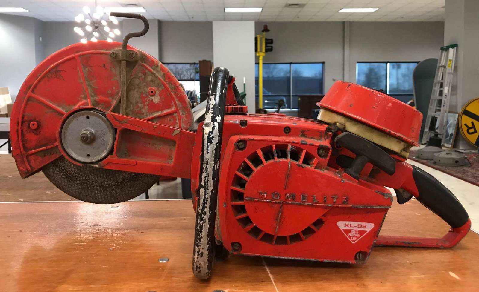 Homelite XL-98 Multi-Purpose saw: 10.5 x 30 x 12.75 inches. Untested