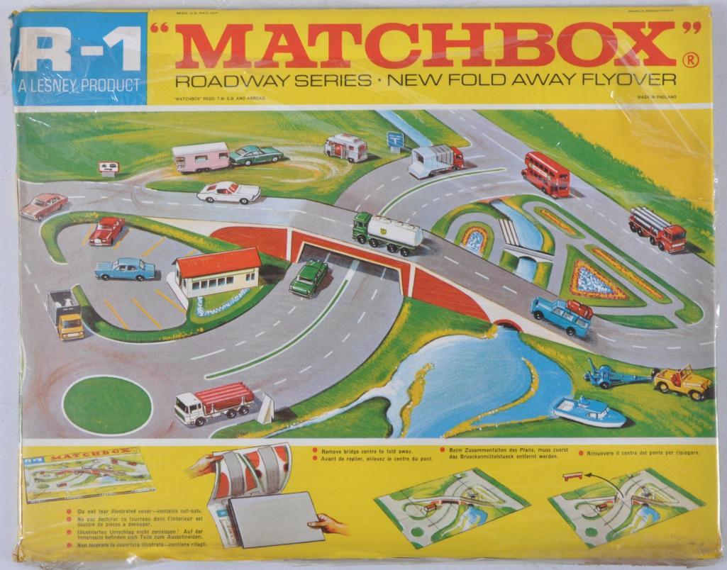 Matchbox R-1 Roadway Series New Fold Away Flyover: Opened, A Lesney Product, Made in England