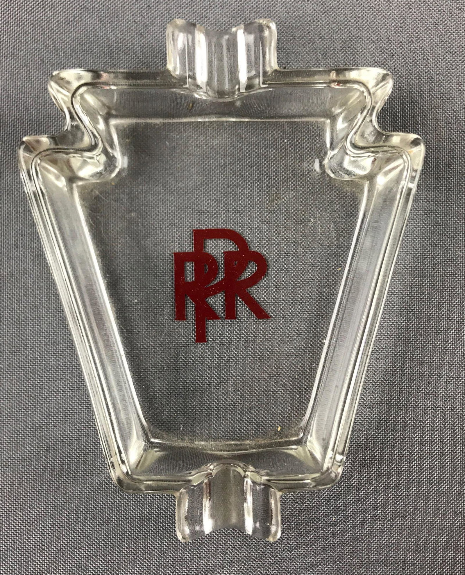 Vintage Pennsylvania Railroad glass ashtray: 5x4 inches