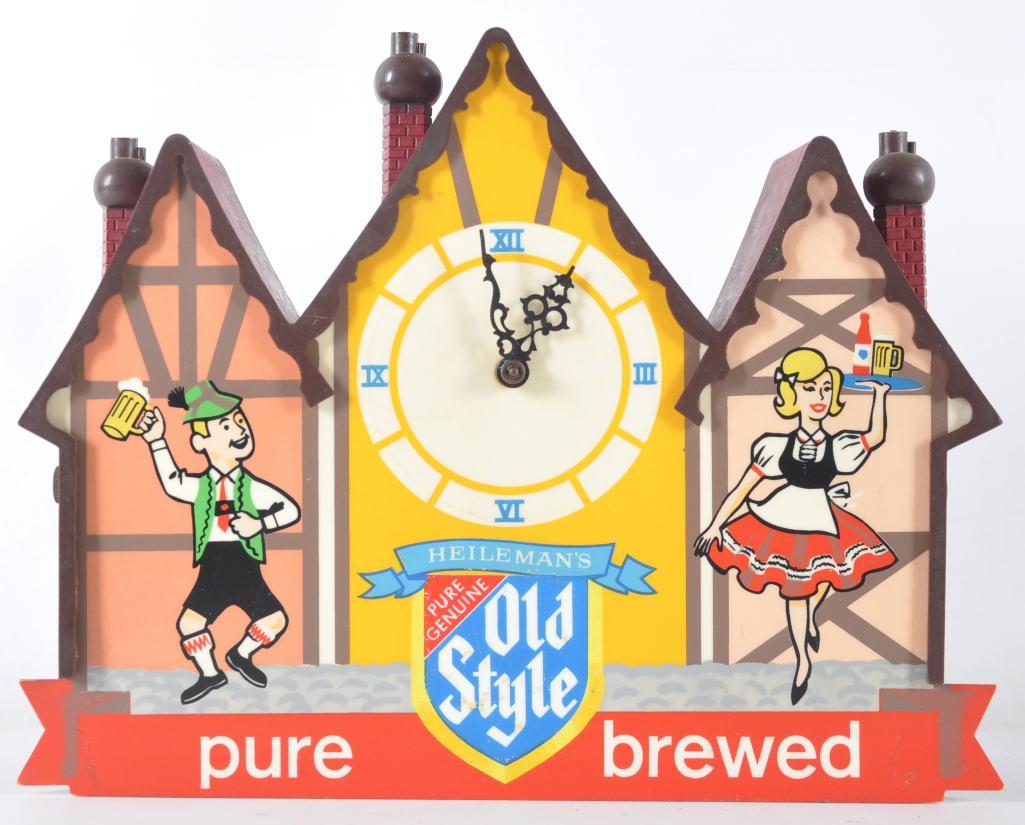 Vintage Heileman's Old Style Light Up Advertising Beer (1 of 2)