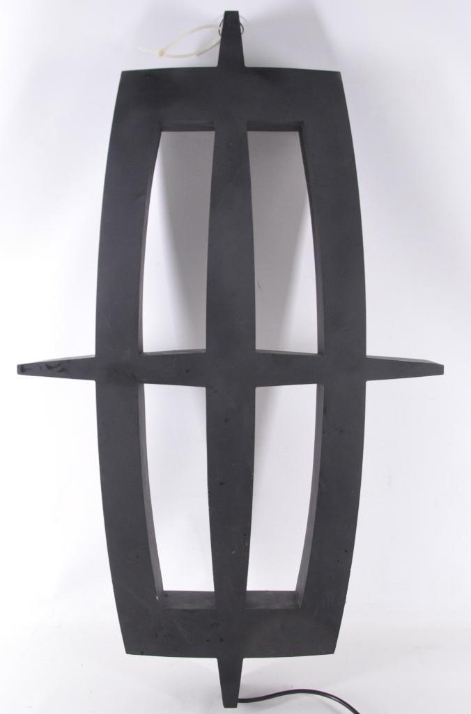 Lincoln Back Lit Advertising Car Emblem Metal Sign (1 of 2)