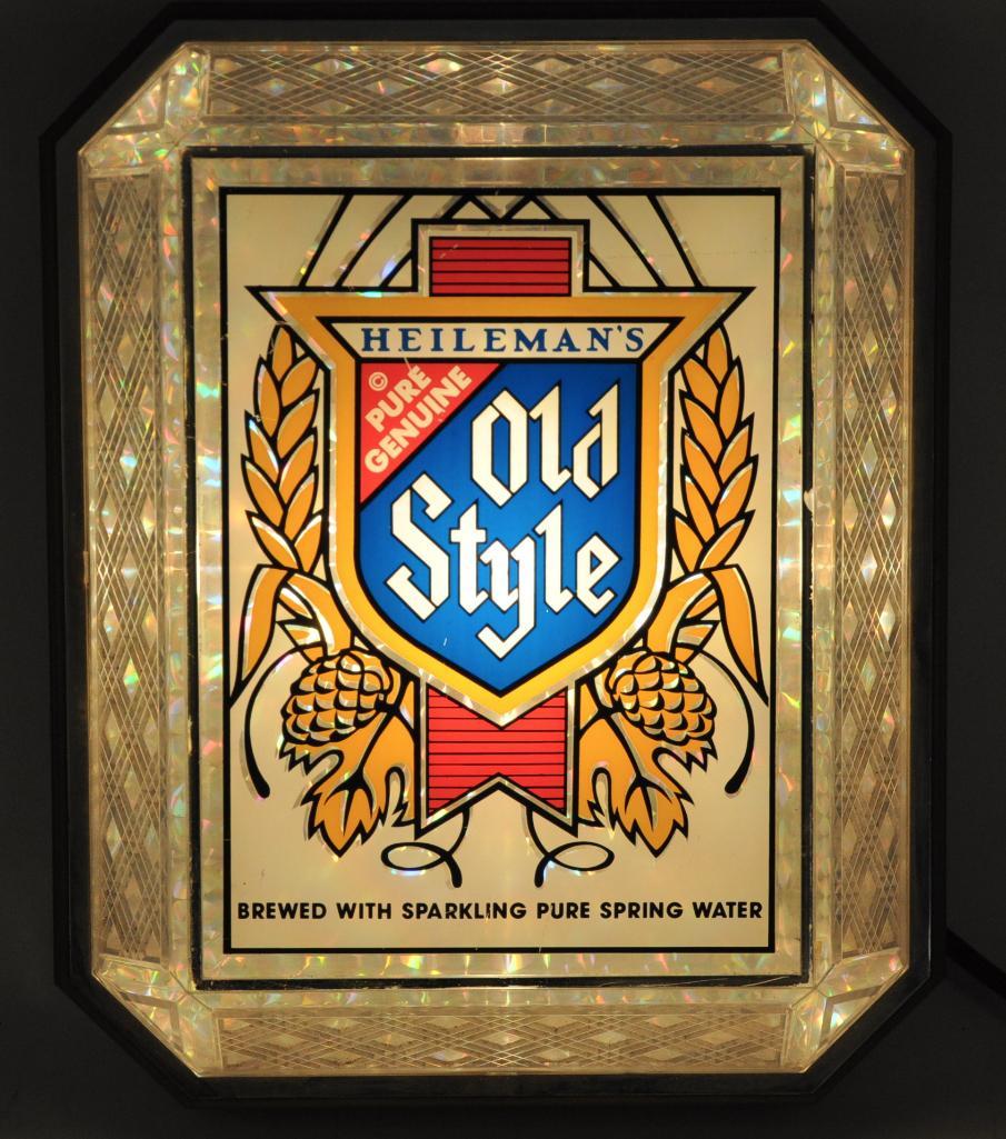 Vintage Heileman's Old Style Light Up Advertising Beer: Working Condition, 10 1/2 x 13 inches