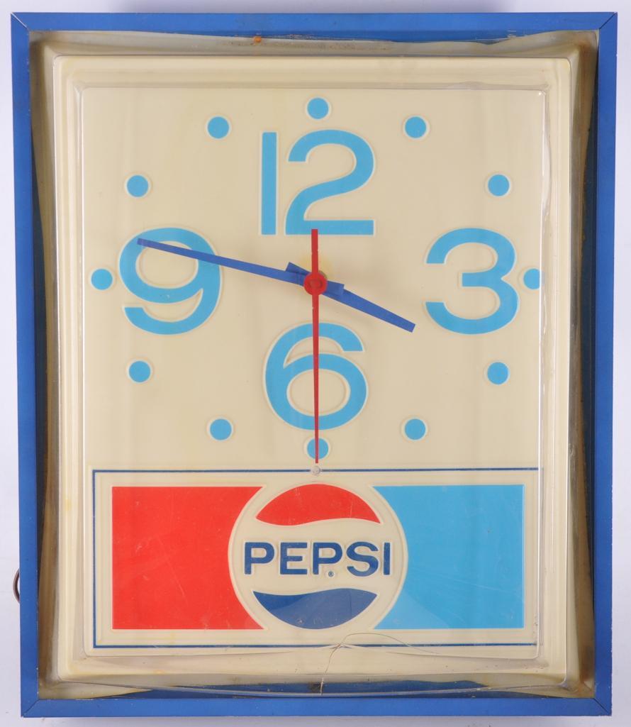 Vintage Pepsi Advertising Clock (1 of 3)