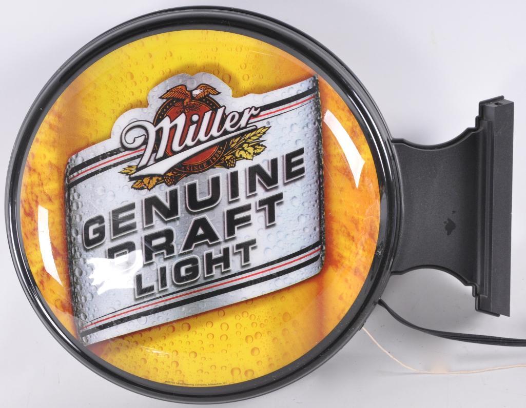 Miller Genuine Draft Light Light Up Advertising Pub (1 of 3)