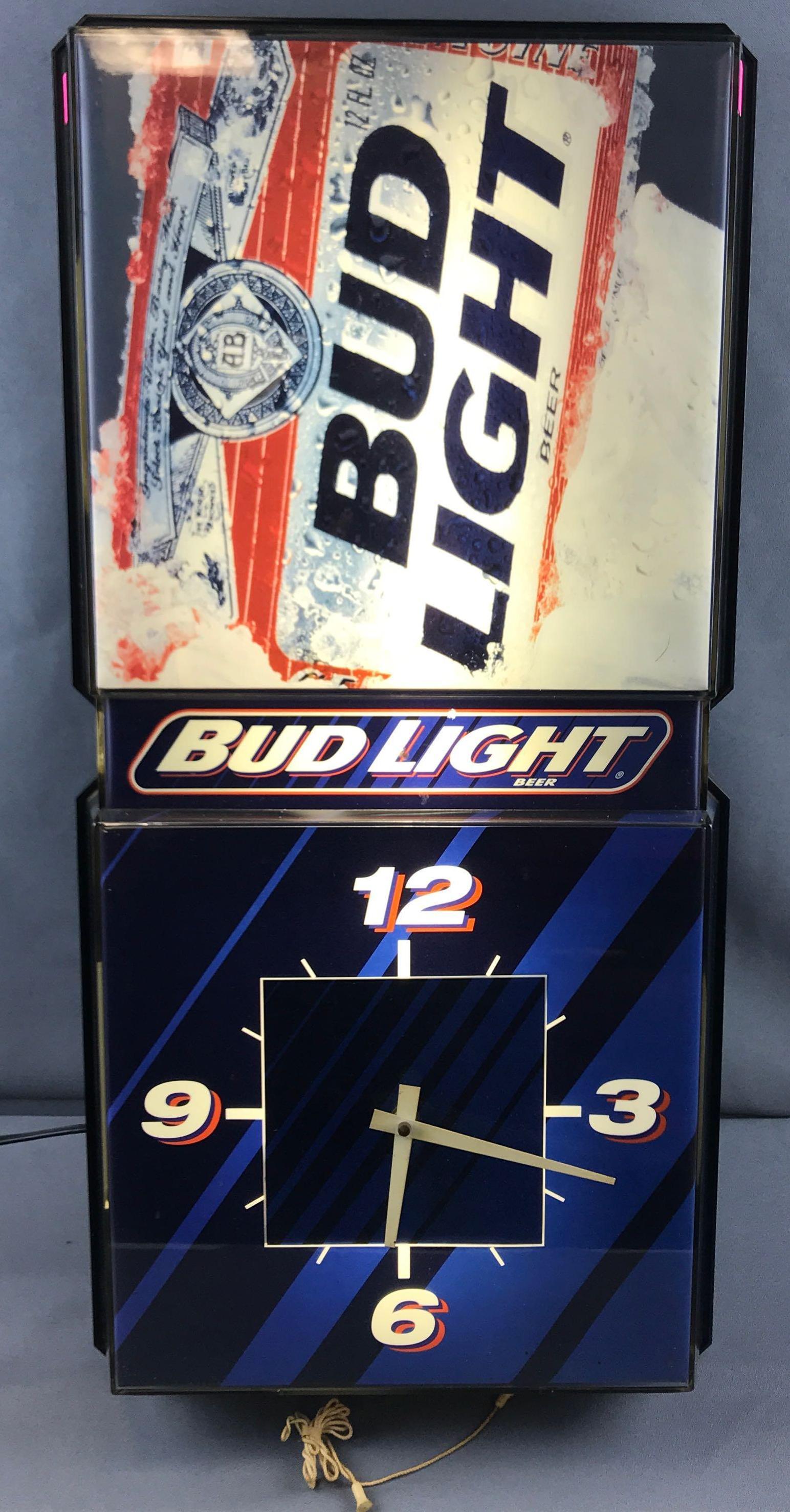 Lighted Bud Light sign/clock (1 of 4)