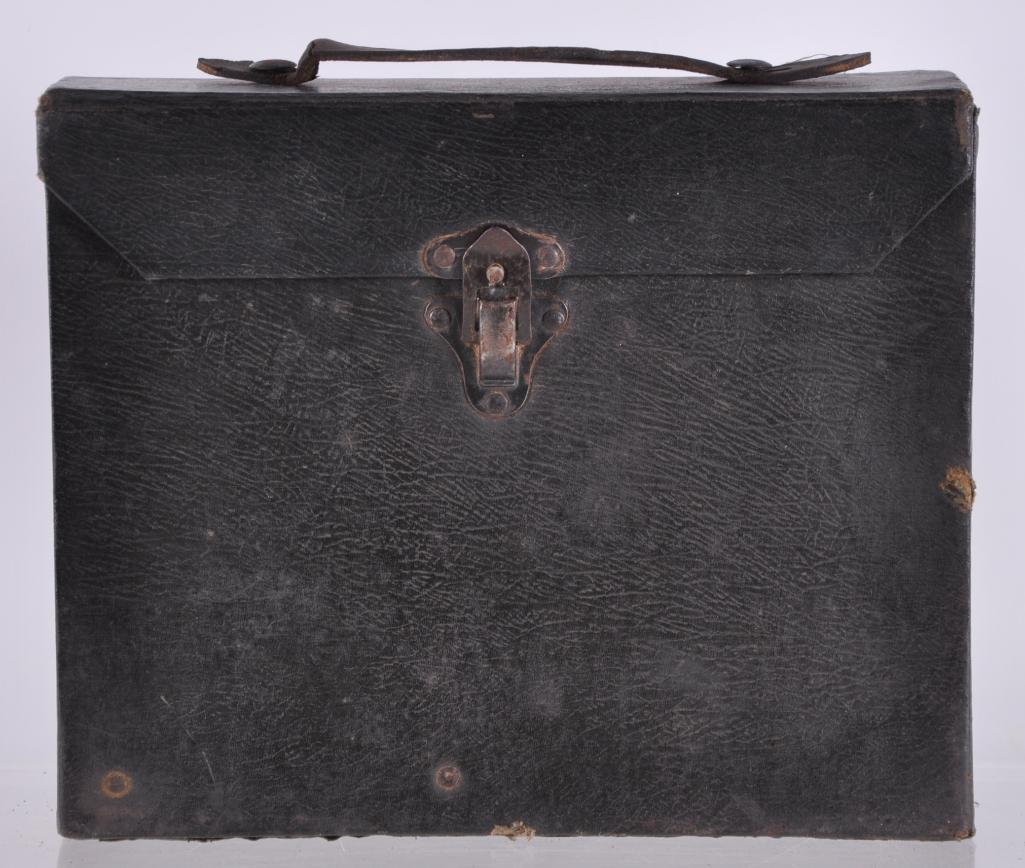 Antique Standard Oil Co. Salesmen Sample Kit with Photo (1 of 6)