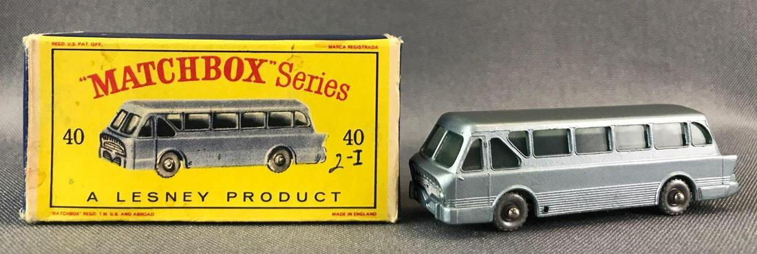 Matchbox No. 40 Long Distance Coach Doe-Cast Vehicle (1 of 9)