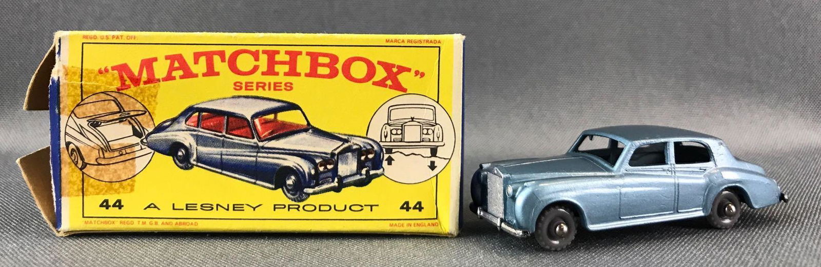 ミニカー MATCHBOX No.44 ROLLS-ROYCE PHANTOM V Lesney Matchbox No. 44 Rolls Royce Phantom V With Black