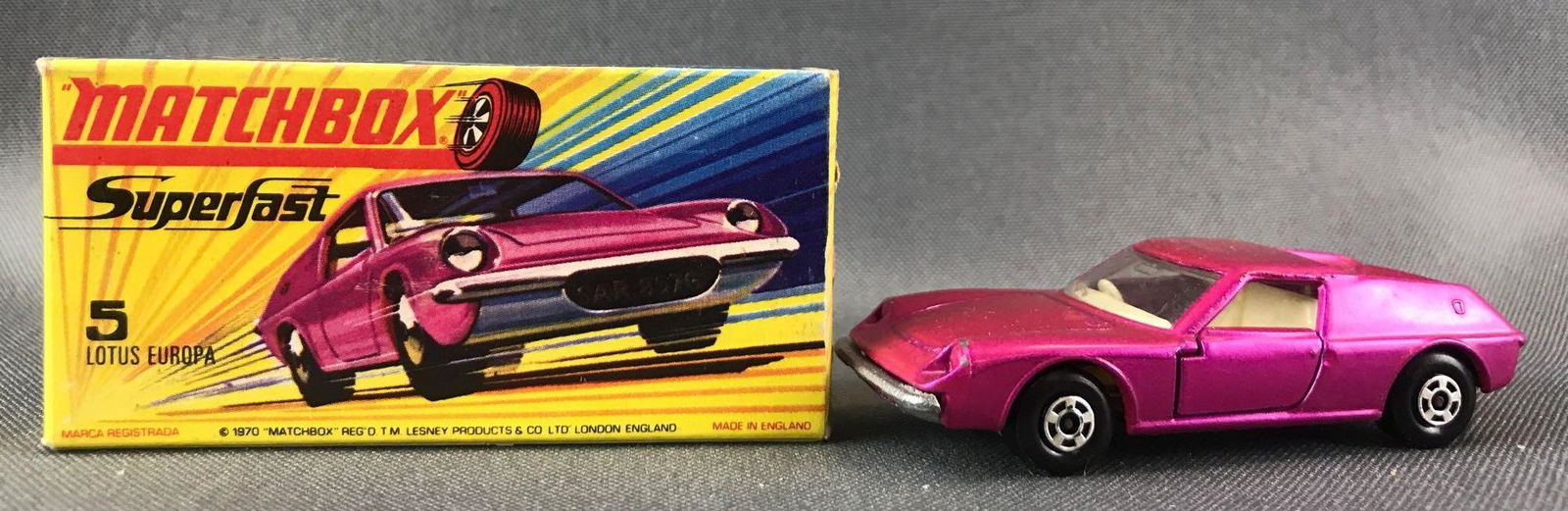 Matchbox Superfast No. 5 Lotus Europa Die-Cast Vehicle (1 of 11)