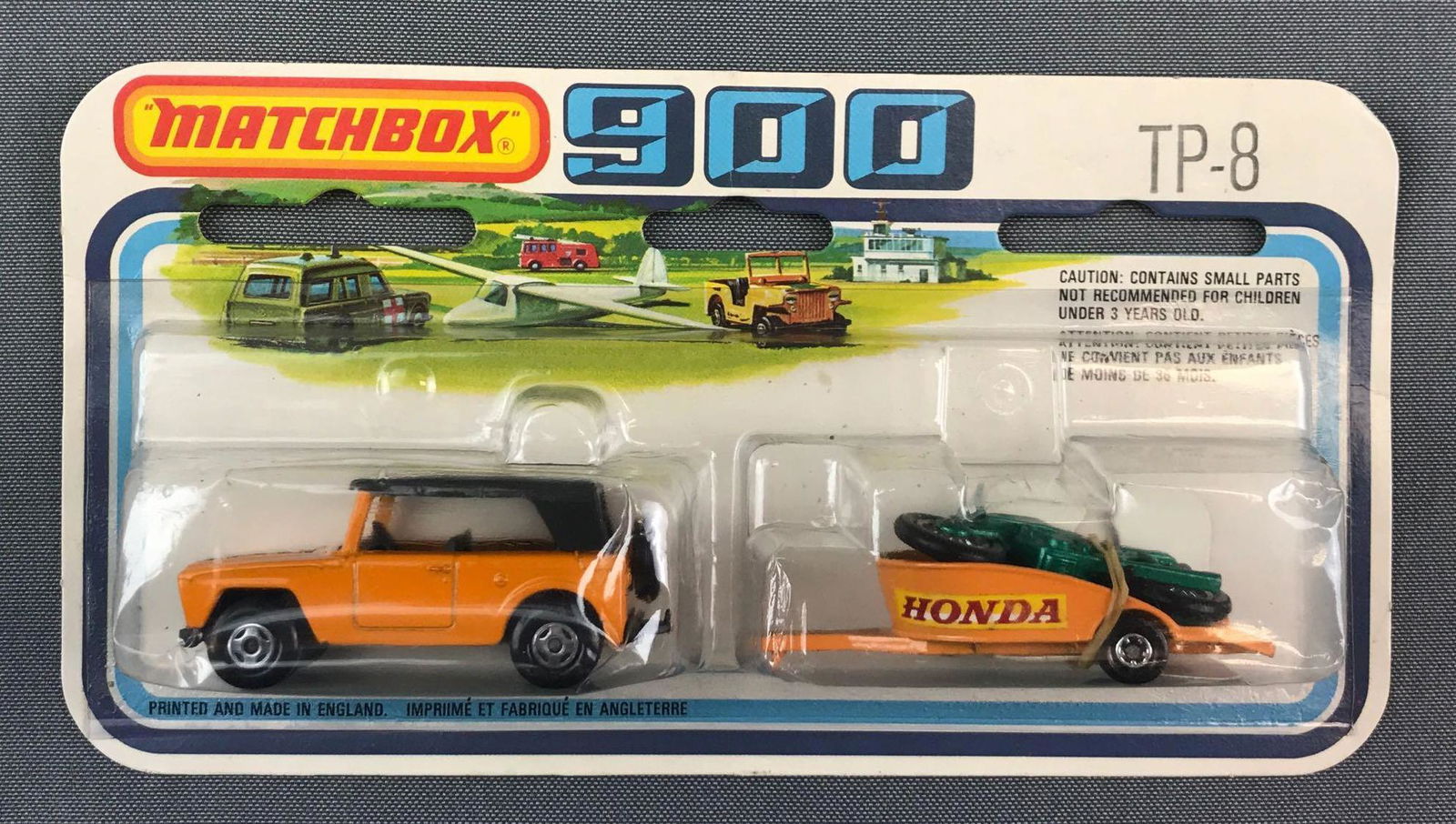Matchbox 900 TP-8 Die-Cast Vehicles in Original (1 of 5)