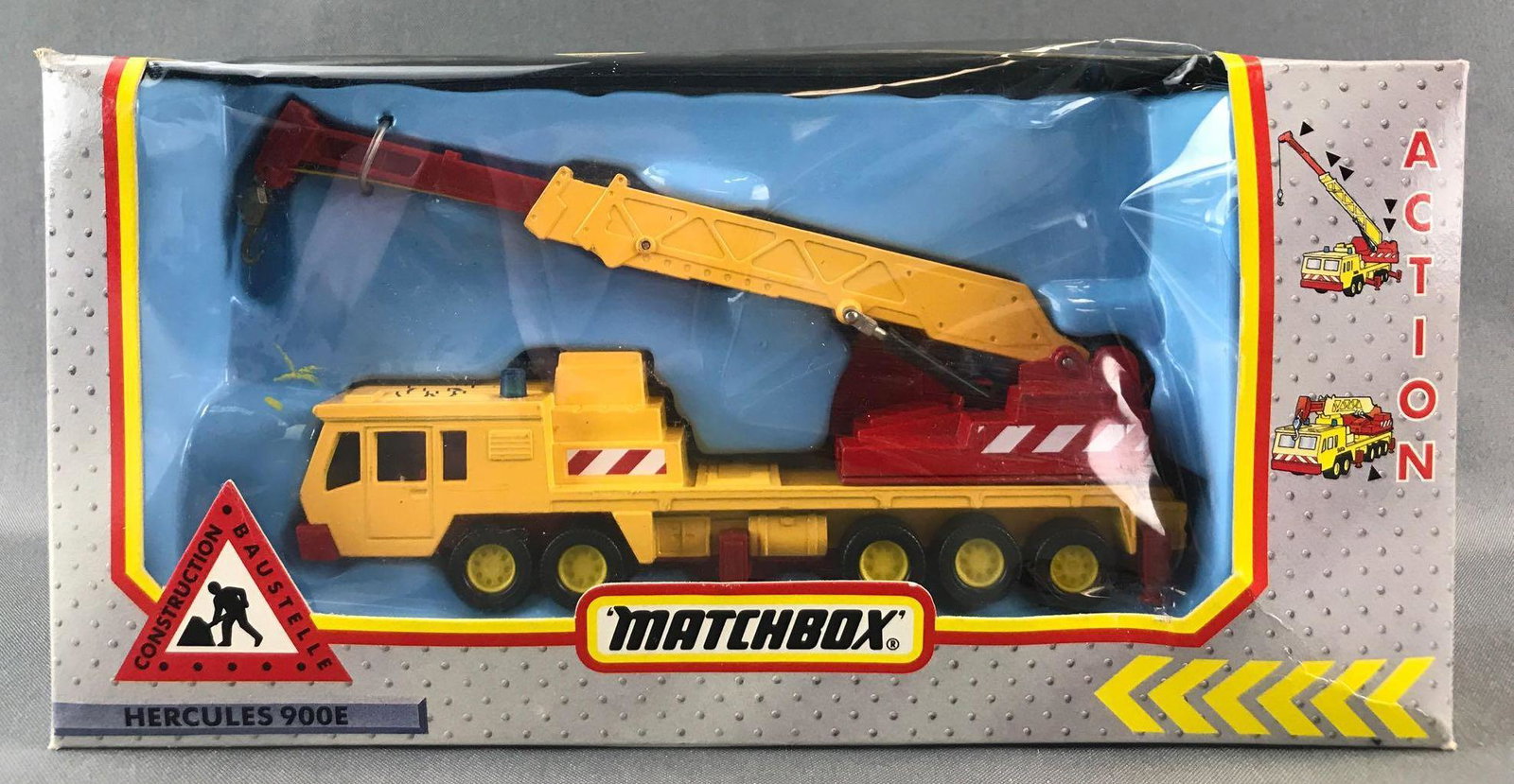 Matchbox Construction CS-8 Hercules 900E Die-Cast: Yellow/red body, BPW. A Lesney Product. Made in England